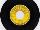 Jerry McGill - Lovestruck / I wanna make sweet love on Sun USA 7/ 45 Rockabilly