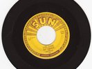 ROY ORBISON - 45 rpm record - OOBY DOOBY .... SUN 242
