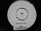 THE DYNATONES  -  Hole In The Wall  -  45 EX