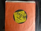 STATUS QUO IN MY CHAIR  AUSSIE ASTOR LABEL 7