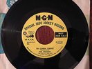 The Velours - I'm Gonna Change / Don't Pity Me - 1967 MGM PROMO 45 - VERY RARE