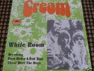 CREAM WHITE ROOM 7