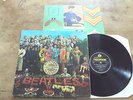 THE BEATLES - SGT. PEPPER LP UK 1st Parlophone MONO PMC 7027 + Cut Out -1 / -1