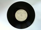THE TRAFFIC - HERE WE GO ROUND THE MULBERRY BUSH. 7