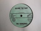 THE TORNADOES - BEYOND THE SURF/BUSTIN' SURF - 60s INSTRUMENTAL - AUST HMV LABEL