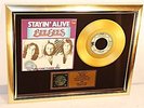 Bee Gees, Stayin' Alive, mit Cover, Gold Record, goldene Schallplatte, Award
