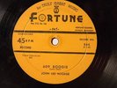 John Lee Hooker 78 609 BOOGIE / CURL MY BABY'S HAIR   Fortune VG to VG- Blues