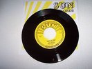 ELVIS PRESLEY SUN RECORD WITH SUN SLEEVE THATS ALL RIGHT #209 TRULY MINT