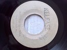 WINSTON WRIGHT - REDEMPTION GROUND // U ROY JUNIOR - BURNING FIRE VERSION 3 / BL
