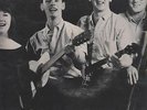 INTRODUCING THE SEEKERS (KEN RAY COVER (w&g)