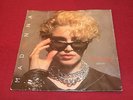 MADONNA HOLY GRAIL 7