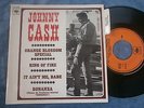 JOHNNY CASH 45 T  EP 5735 RING OF FIRE
