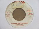 ALTON DELMORE - THUNDER ACROSS THE BORDER 45 ON LINCO 1315  RARE COUNTRY