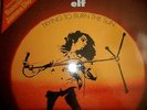 ELF   -   RONNIE JAMES DIO     -     TRYING TO BURN THE SUN      TOP ZUSTAND