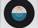 DUKE RECORDS/NEVER GONNA GIVE YOU UP  -  THE ROYALS   (69 SKINHEAD REGGAE 7
