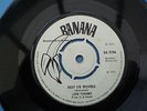 Lord Tanamo - Keep On Moving / Jackie Mittoo - Tataly Together - Banana BA-319