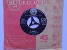 Elvis Presley All Shook Up rare 1957 Aust RCA label tri centre 45 LOOK