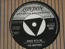 THE DRIFTERS. DANCE WITH ME. LONDON 45-HLE 8988 (HARD TO FIND TRI CENTRE 45).