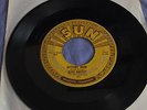 Elvis Presley - Mystery Train/I Forgot To Remember To Forget - Original Sun