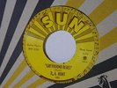 D.A. Hunt (yellow splash vinyl 45) GREYHOUND BLUES / LONESOME OLD JAIL   Sun M-