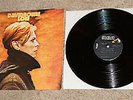 DAVID BOWIE LOW LP AUTOGRAPHED SIGNED  NMINT LP