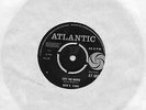 BEN E KING   CRY NO MORE / (THERE'S) NO PLACE TO HIDE UK ATLANTIC  NORTHERN SOUL