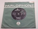 THE BEATLES ORIG 1963 UK 45 SHE LOVES YOU EXCELLENT NR MINT