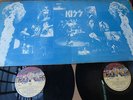 KISS ALIVE PERU PRESSING  WITH DIFFERENT INNER GATEFOLD BLUE   F