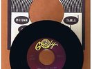 TEMPTATIONS - BEAUTY IS ONLY SKIN DEEP  45 RPM  GORDY RECORDS 7055  MINT- 1966