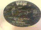 SWINGERS/LOVE MAKES THE WORLD GO ROUND,V9158,EXTONM,VOGUE POP 45