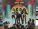 LOVE GUN LP by KISS with Rare Gun and INSERTS NBLP-7057-7 98 VG+