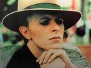 DAVID BOWIE  The Beat Goes On 2 LP set / 1980