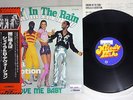 SHEILA & B.DEVOTION SINGING IN THE RAIN VICTOR VIP-6546 JAPAN OBI Vinyl LP