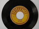 Mystery Train Elvis Presley SUN 45 original. Condition is good.