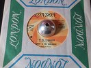 Sunny & The Sunliners -I'm No Stranger- 70s Crossover Soul 45 on London - Hear