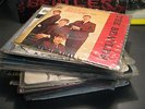 SERIE DE 23 VINYLS 45t  THE BEATLES  PARFAIT ETAT - TOUS VISIBLES DANS L'ANNONCE