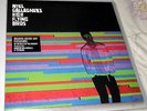 NOEL GALLAGHER'S HIGH FLYING BIRDS 12