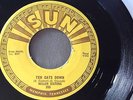 MILLER SISTERS TEN CATS DOWN M- ORIGINAL ROCKABILLY 45 SUN LABEL
