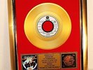 Status Quo, Rockin' All Over The World, Gold Record, Schallplatte, Award, platin