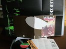 Led Zeppelin - Led Zeppelin II  P-10101A  Japan LP 1976  + Poster  Inserts  OBI