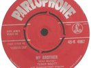 Terry Scott My Brother Don't Light Fire Till After Santa's Gone 45 7