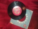 Puff the Magic Dragon - Peter Paul & Mary - 7 inch 45 rpm single.