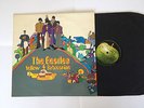 THE BEATLES  YELLOW SUBMARINE  RARE 1ST MONO PRESS WITH RED LINED SLEEVE