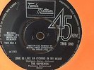 THE SUPREMES --- TMG 560