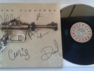 Foo Fighters signed Vinyl LP, Foo Fighters autographed. Dave Grohl, Nirvana