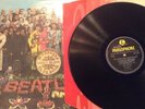 BEATLES SGT PEPPER PMC 7027 COMPLETE WITH FOOL YELLOW BLACK MONO 1967 VINYL