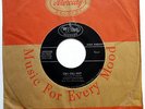BOBBY CHRISTIAN & ALLEN SISTERS 45 Cha Cha Hop / Spider & Fly GIRL GROUP w2935