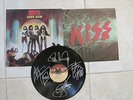 KISS SIGNED LOVE GUN LP 1977-  ALBUM RECORD - PAUL,GENE, ACE & PETER - RARE