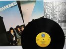Ramones Leave Home UK 1977 LP Babysitter Punk Innerbag
