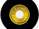ELVIS PRESLEY 45 rpm record GOOD ROCKIN' TONIGHT ..... SUN 210 .... 1973 issue